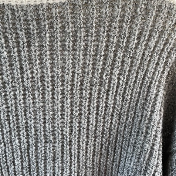 It’s our Time color blocked 80’s inspired sweater size XL NWT gray black - Picture 9 of 11